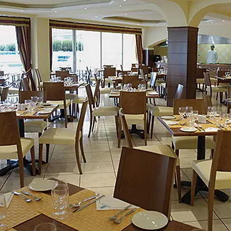 Porto Hotell